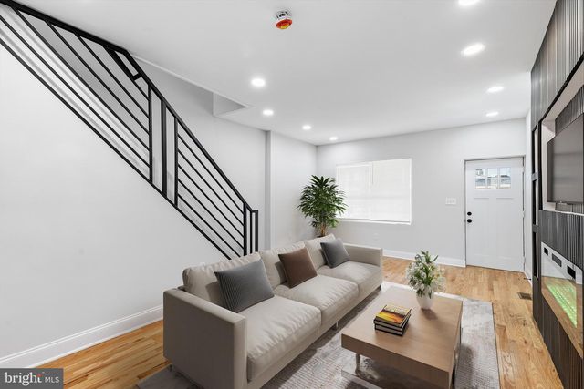 1425 N EDGEWOOD ST, Philadelphia, PA 19151