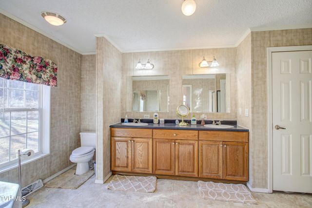 2294 Island Road, Blountville, TN 37617