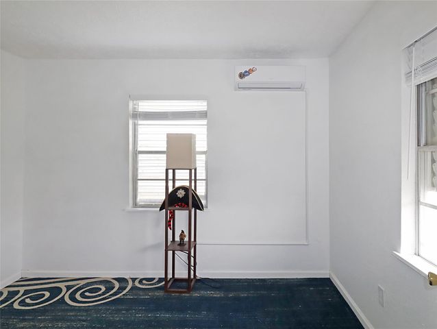 6004 Avenue T, Galveston, TX 77551
