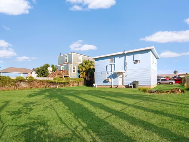 6004 Avenue T, Galveston, TX 77551
