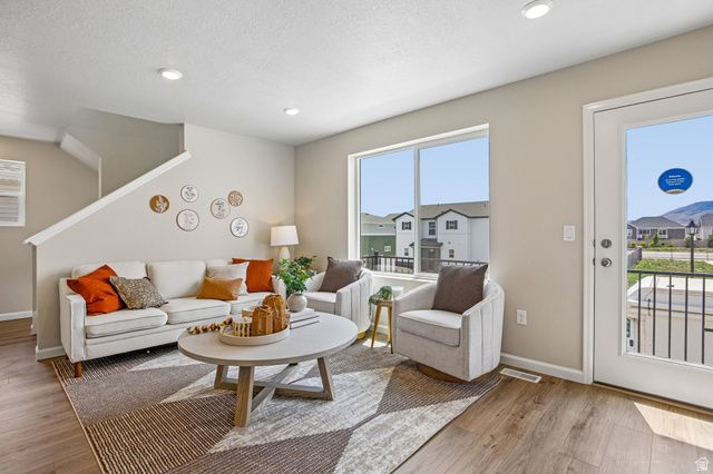 53 N JORDAN RIVER WAY, Saratoga Springs, UT 84045