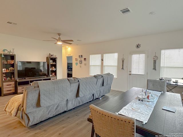 6217 Grange Valley, San Antonio, TX 78252