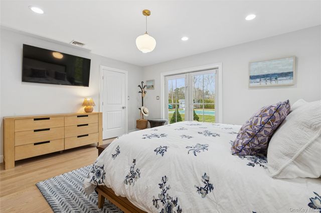 4 Chestnut Lane, East Quogue, NY 11942