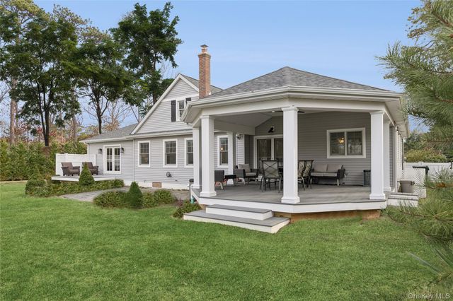 4 Chestnut Lane, East Quogue, NY 11942