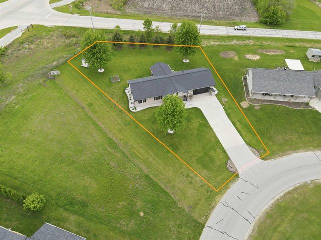 N7542 MEADOWVIEW DRIVE, Fond Du Lac, WI 54935