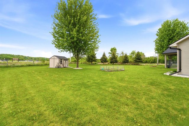 N7542 MEADOWVIEW DRIVE, Fond Du Lac, WI 54935