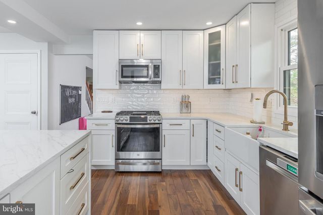 45 COUNTRY WALK, Cherry Hill, NJ 08003