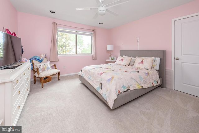 45 COUNTRY WALK, Cherry Hill, NJ 08003