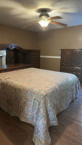 602 W Karnes, Robinson, TX 76706