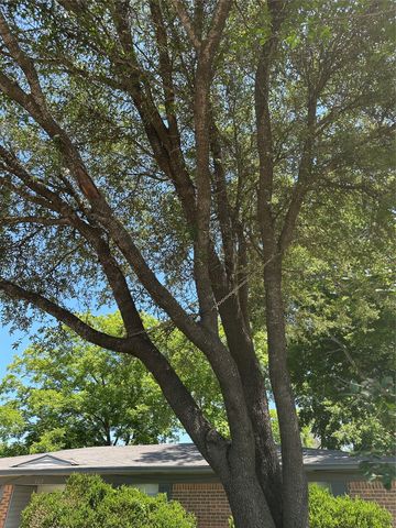 602 W Karnes, Robinson, TX 76706