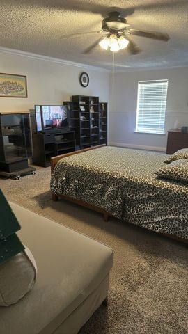 602 W Karnes, Robinson, TX 76706