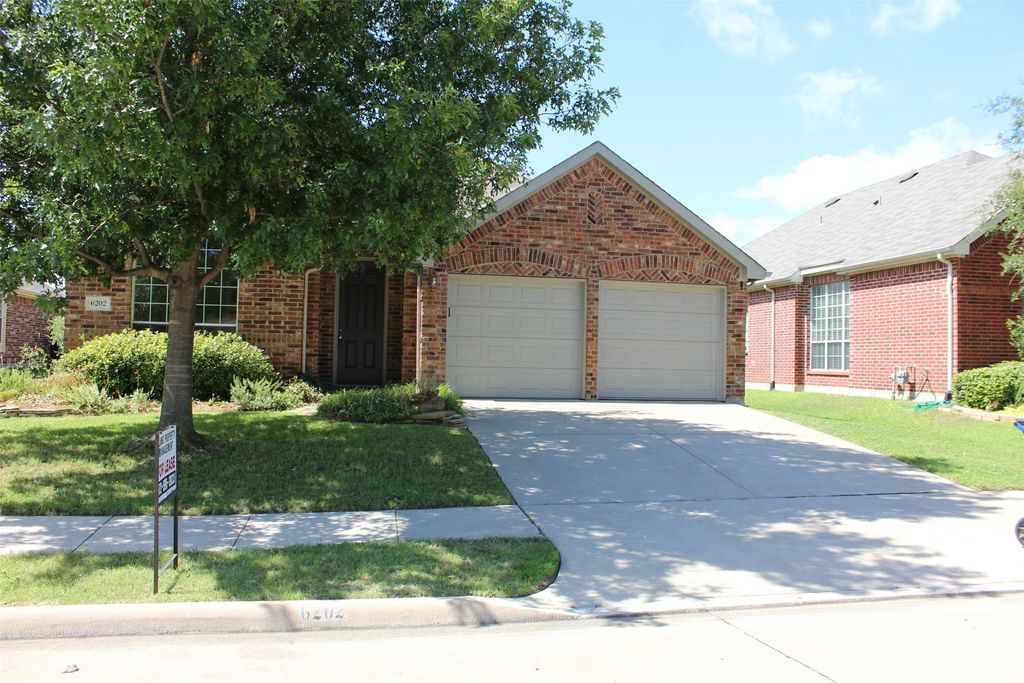 6202 Crestmere Lane, Sachse, TX 75048