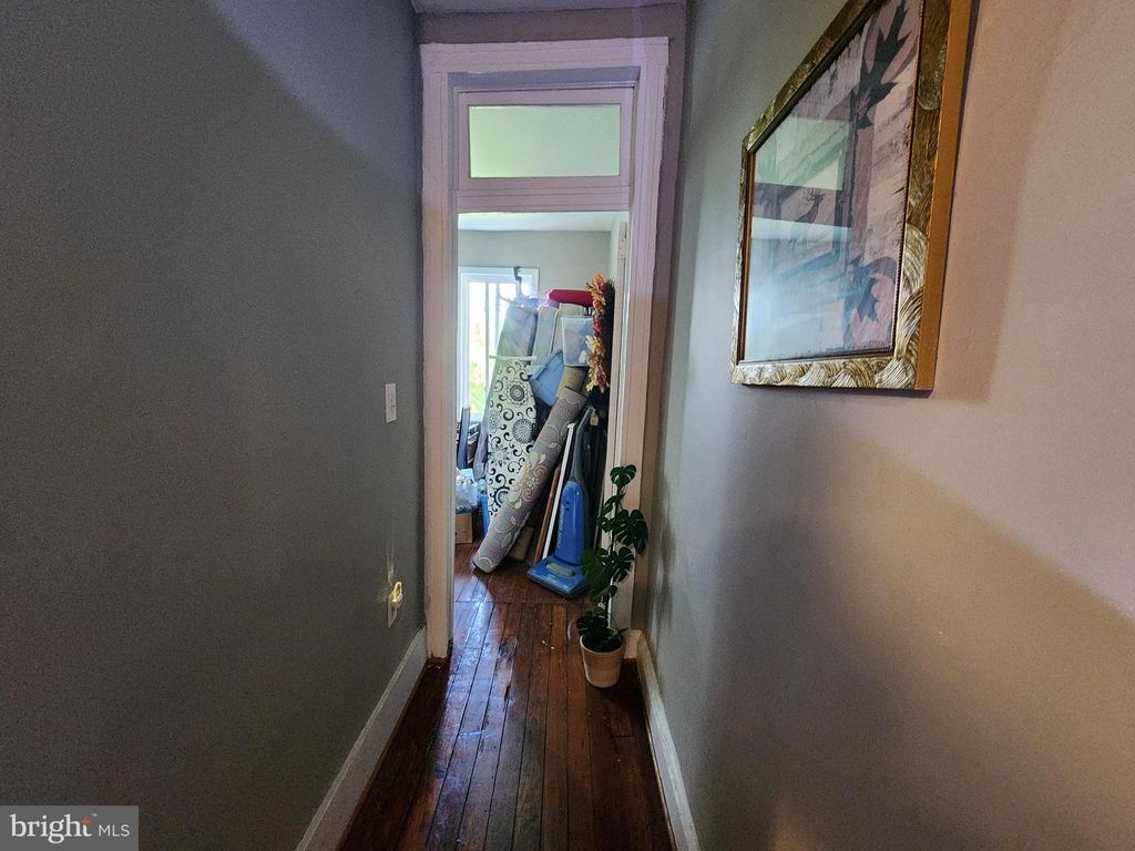 Image 20 of property listing at 4236 PARK HEIGHTS AVE, Baltimore, MD 21215