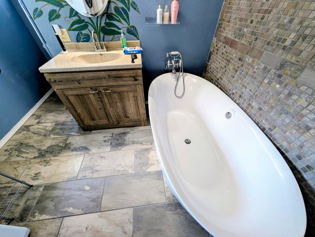 2131 State Highway Y, Forsyth, MO 65653