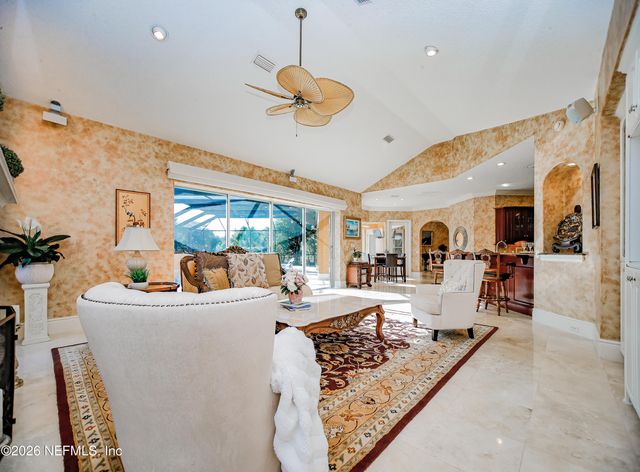 1326 CHARTER Court E, Jacksonville, FL 32225