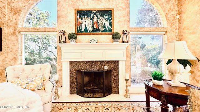 1326 CHARTER Court E, Jacksonville, FL 32225