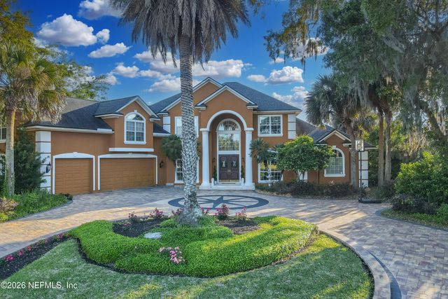 1326 CHARTER Court E, Jacksonville, FL 32225