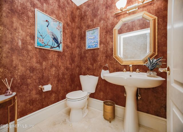 1326 CHARTER Court E, Jacksonville, FL 32225