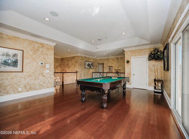 1326 CHARTER Court E, Jacksonville, FL 32225