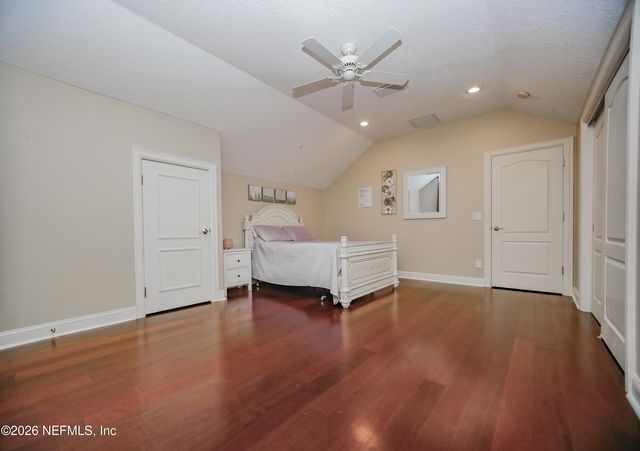 1326 CHARTER Court E, Jacksonville, FL 32225