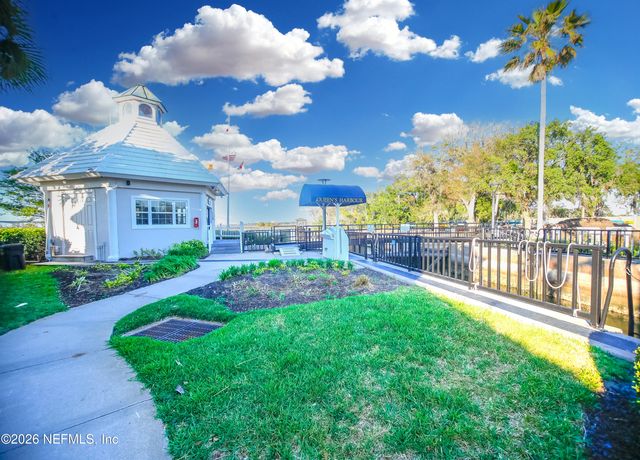 1326 CHARTER Court E, Jacksonville, FL 32225