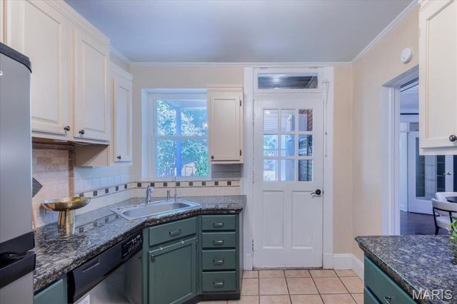 1912 McCausland Avenue, St Louis, MO 63117