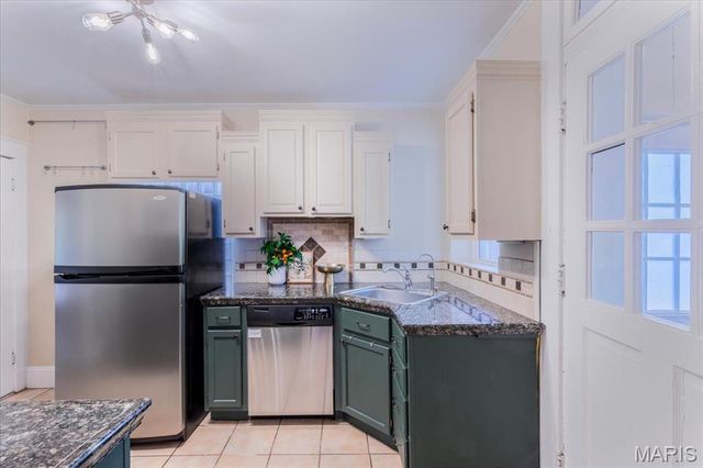 1912 McCausland Avenue, St Louis, MO 63117