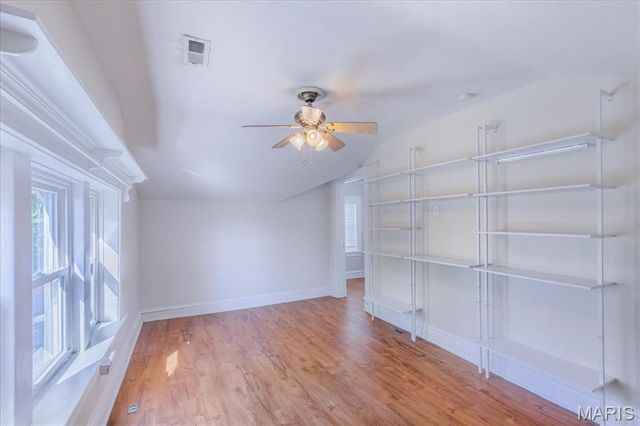 1912 McCausland Avenue, St Louis, MO 63117