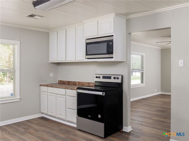 207 W 14th Avenue, Belton, TX 76513