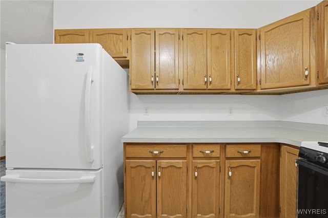 5637 Jeffrey Drive, Lockport Town, NY 14094