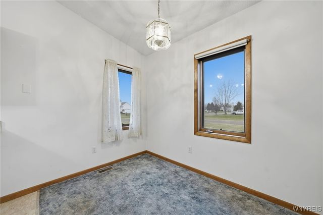 5637 Jeffrey Drive, Lockport Town, NY 14094