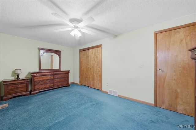 5637 Jeffrey Drive, Lockport Town, NY 14094