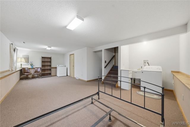 5637 Jeffrey Drive, Lockport Town, NY 14094