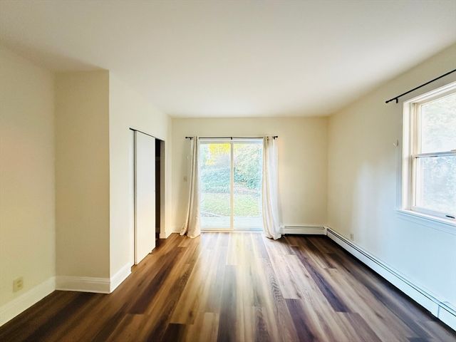 15 Pennsylvania Ave 1, Newton, MA 02464