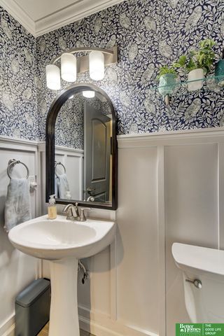 2009 Liberty Lane, Papillion, NE 68133