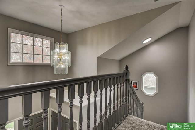 2009 Liberty Lane, Papillion, NE 68133