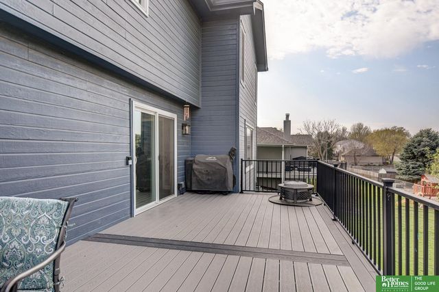 2009 Liberty Lane, Papillion, NE 68133