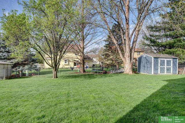 2009 Liberty Lane, Papillion, NE 68133