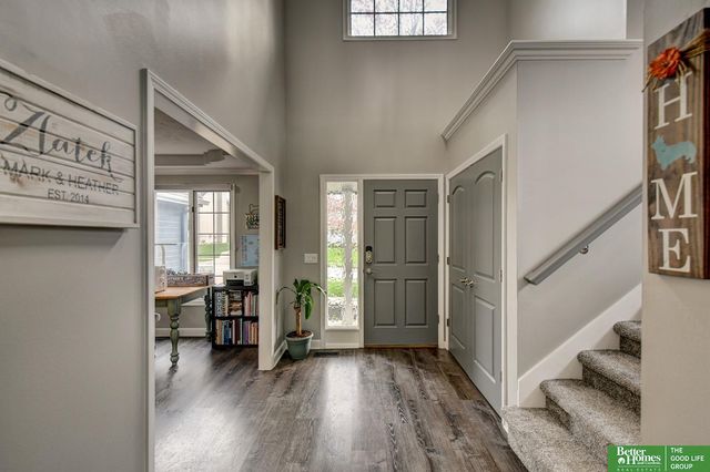 2009 Liberty Lane, Papillion, NE 68133