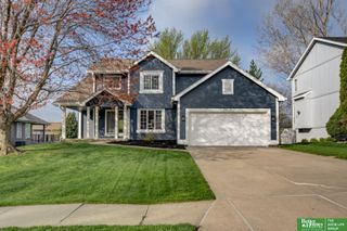 2009 Liberty Lane, Papillion, NE 68133