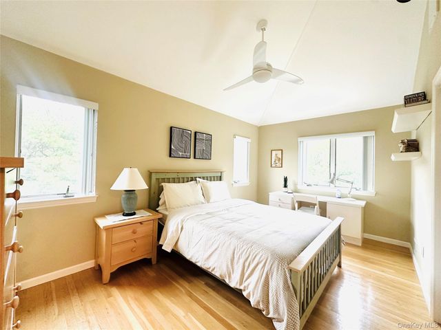 40 Hilltop Road, Southampton, NY 11968