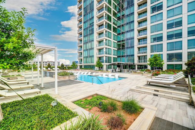 2047 Westcreek Lane 708, Houston, TX 77027