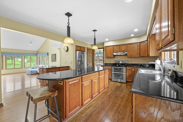 7395 Desert Springs Court, West Chester, OH 45069