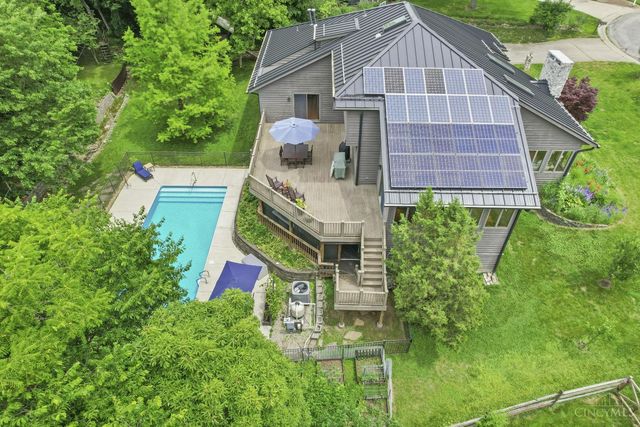 7395 Desert Springs Court, West Chester, OH 45069