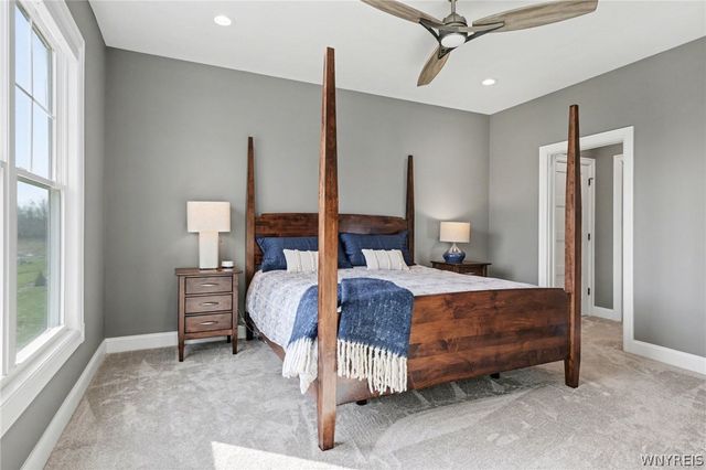 80 Autumn Leaf Trail, Webster, NY 14580