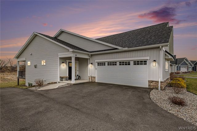 80 Autumn Leaf Trail, Webster, NY 14580