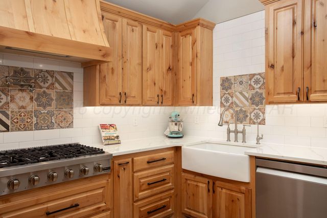 1800 S PARK Circle, Amarillo, TX 79108