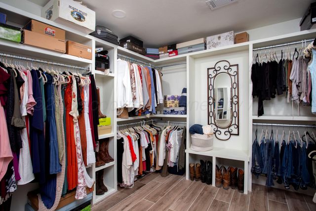 1800 S PARK Circle, Amarillo, TX 79108