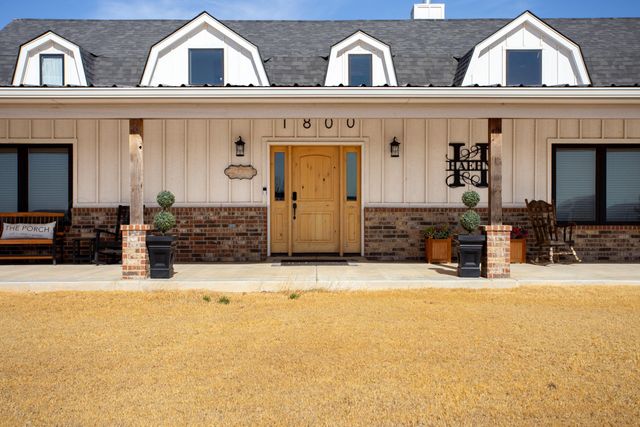 1800 S PARK Circle, Amarillo, TX 79108