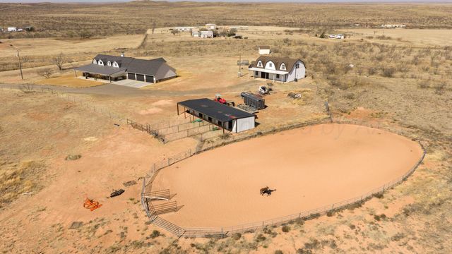 1800 S PARK Circle, Amarillo, TX 79108